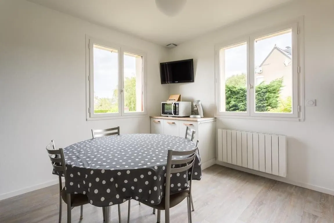 Hébergement de vacances Le DÉRIVEUR - Maison familiale rénovée 3 chambres - Jardin et terrasse Saint-Lunaire France